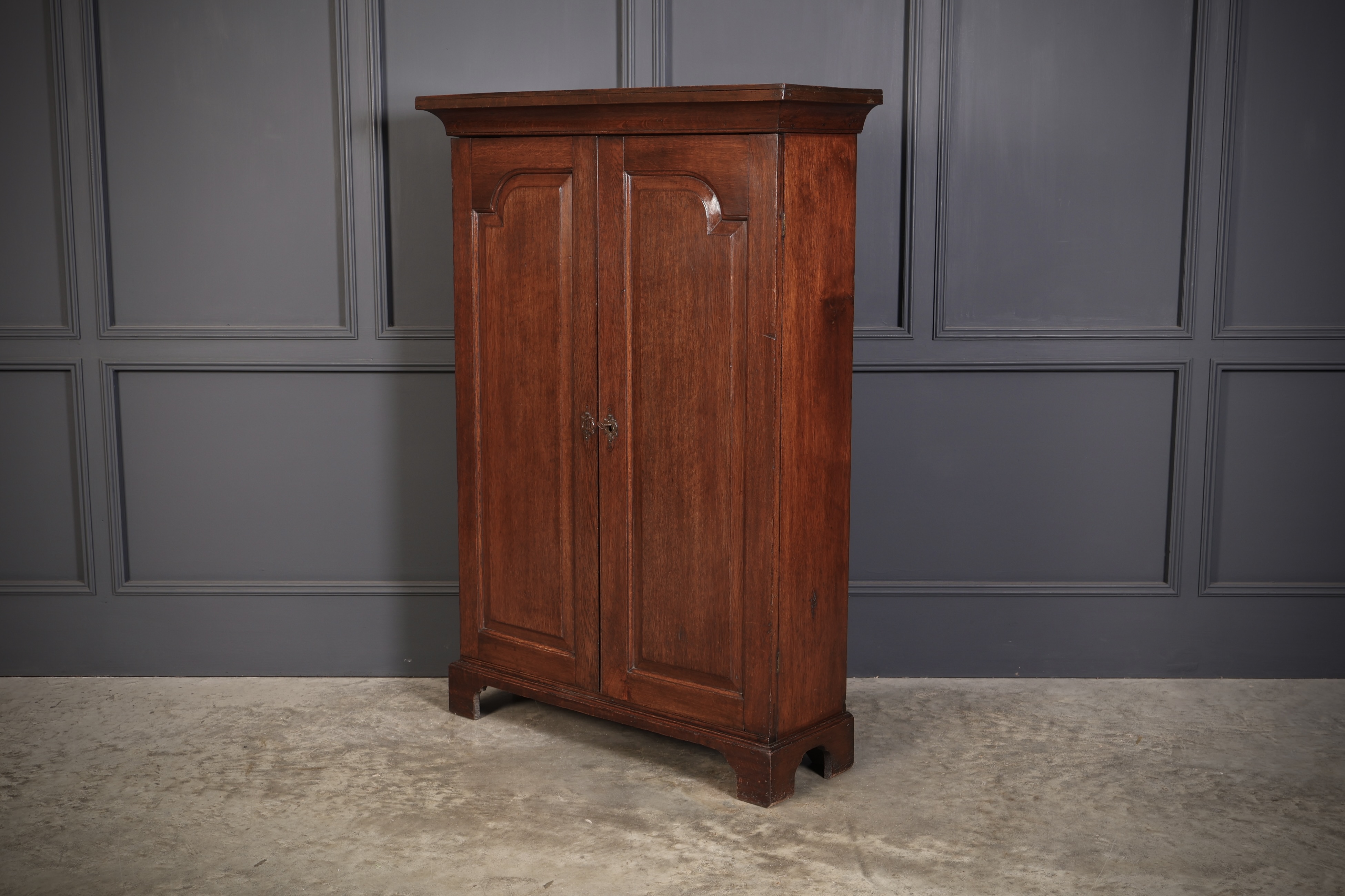 18th Century Oak Bookcase - Image 4